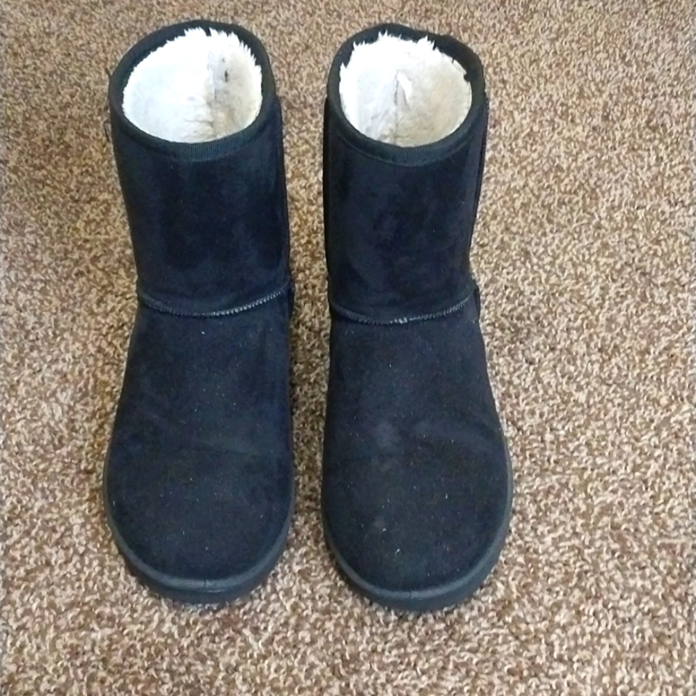 Off brand Ugg boots